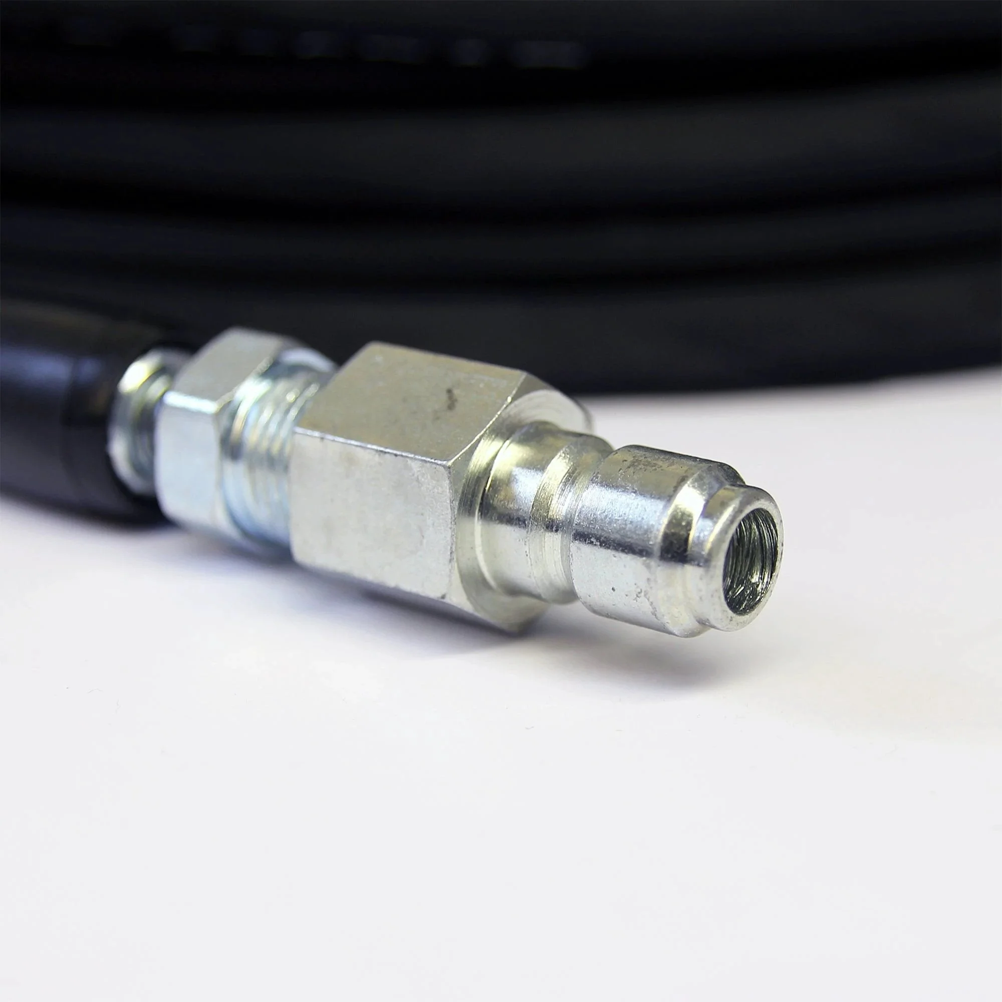 One Quarter Inch Pressure Washer Hose Braided With Three Eighths Inch Male And Female Quick Release 220 Bar 3190 PSI - Image 2