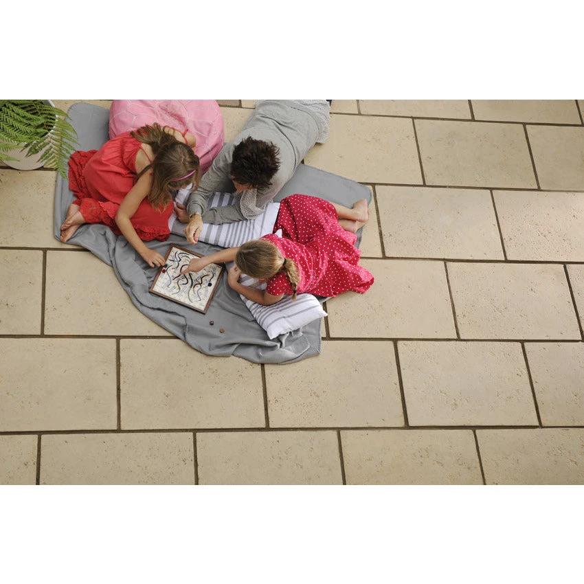 Baroque Paving Patio Kit 5.76m2 Limestone - Image 3