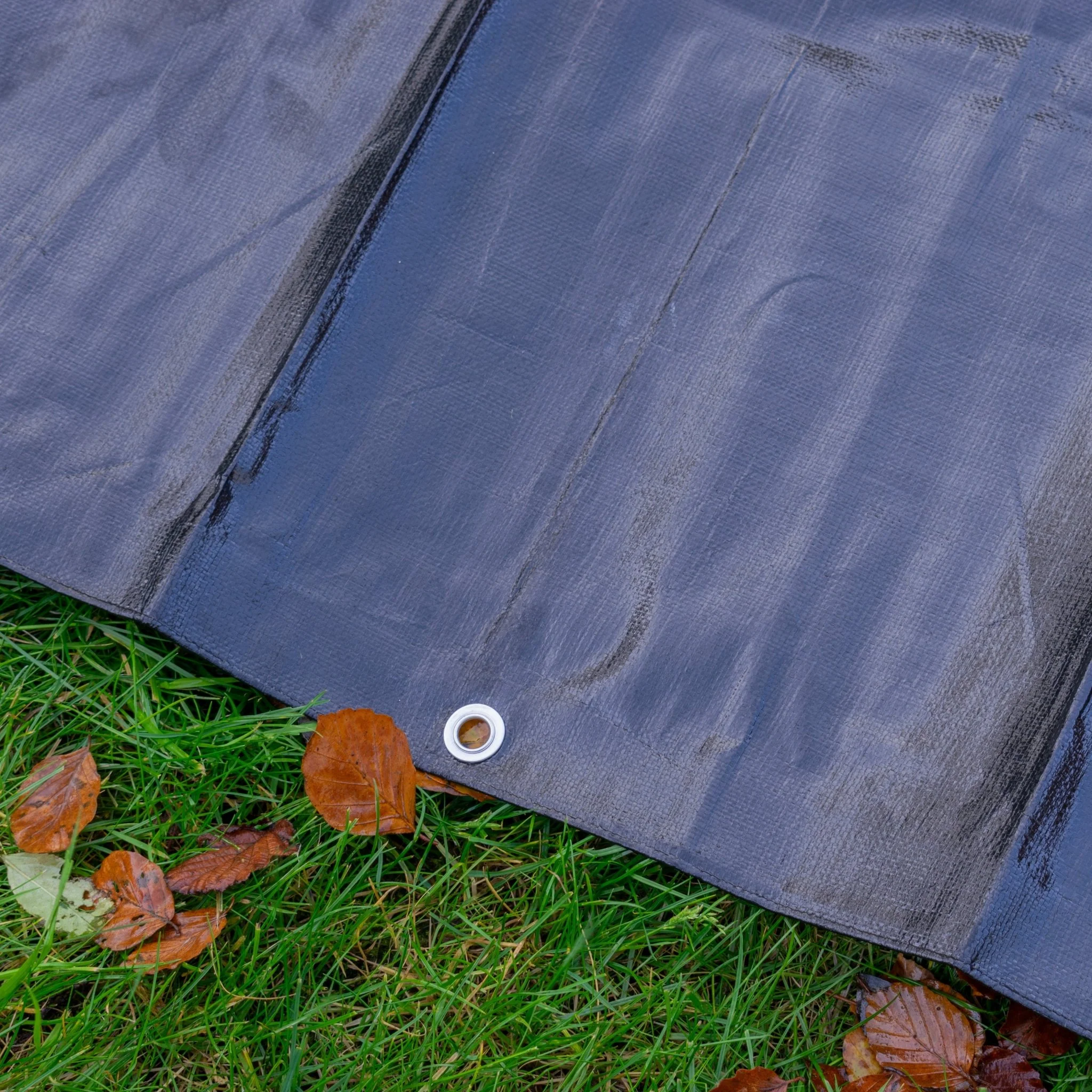 Black/Silver L-Grade Tarpaulin with 10 Metres of 8mm Bungee Rope - Image 10