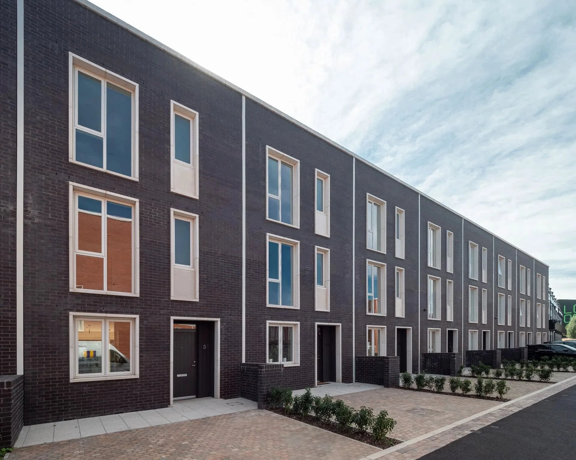 Carlton Black Smooth Brick 65mm - Image 5