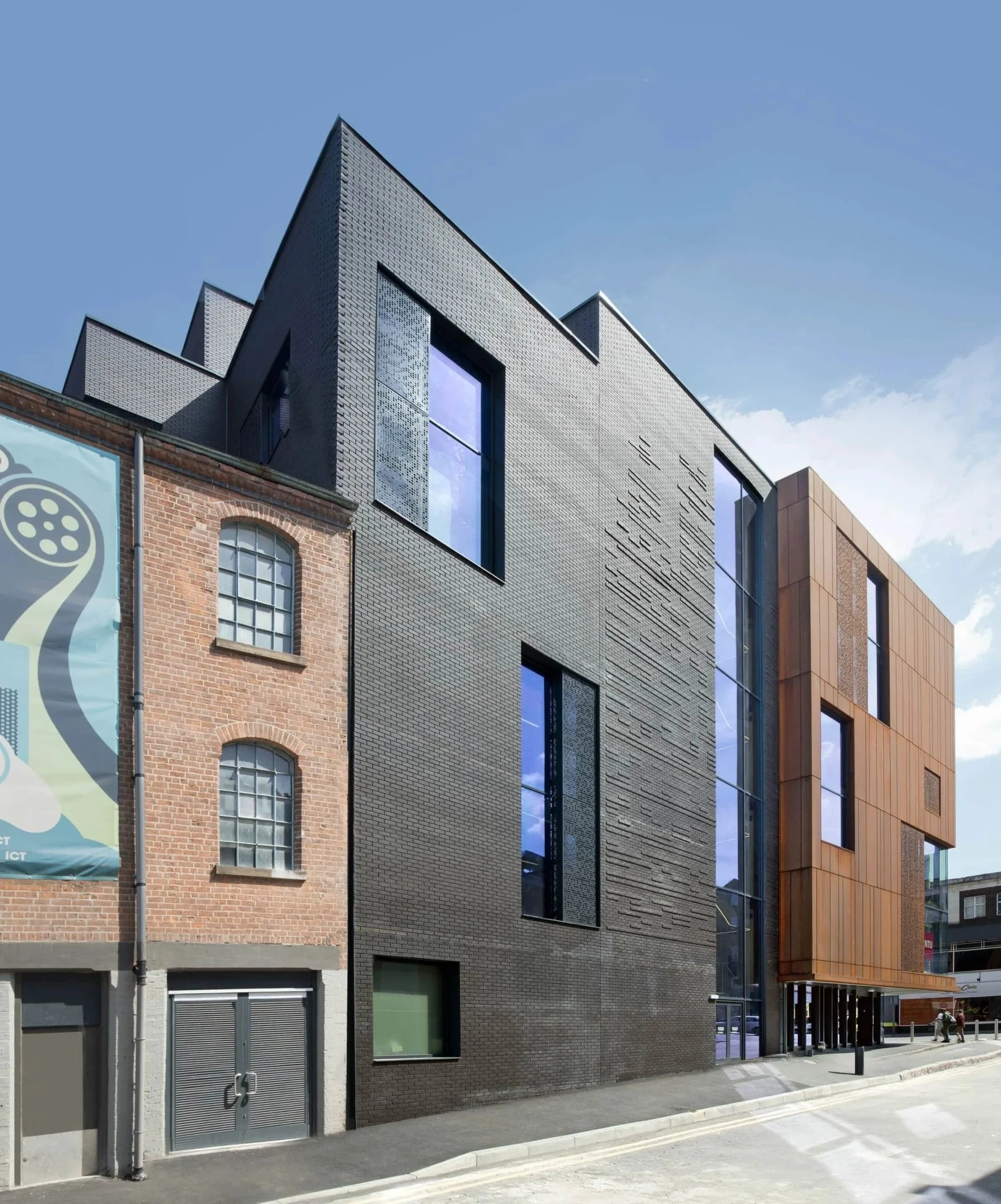 Carlton Black Smooth Brick 65mm - Image 7