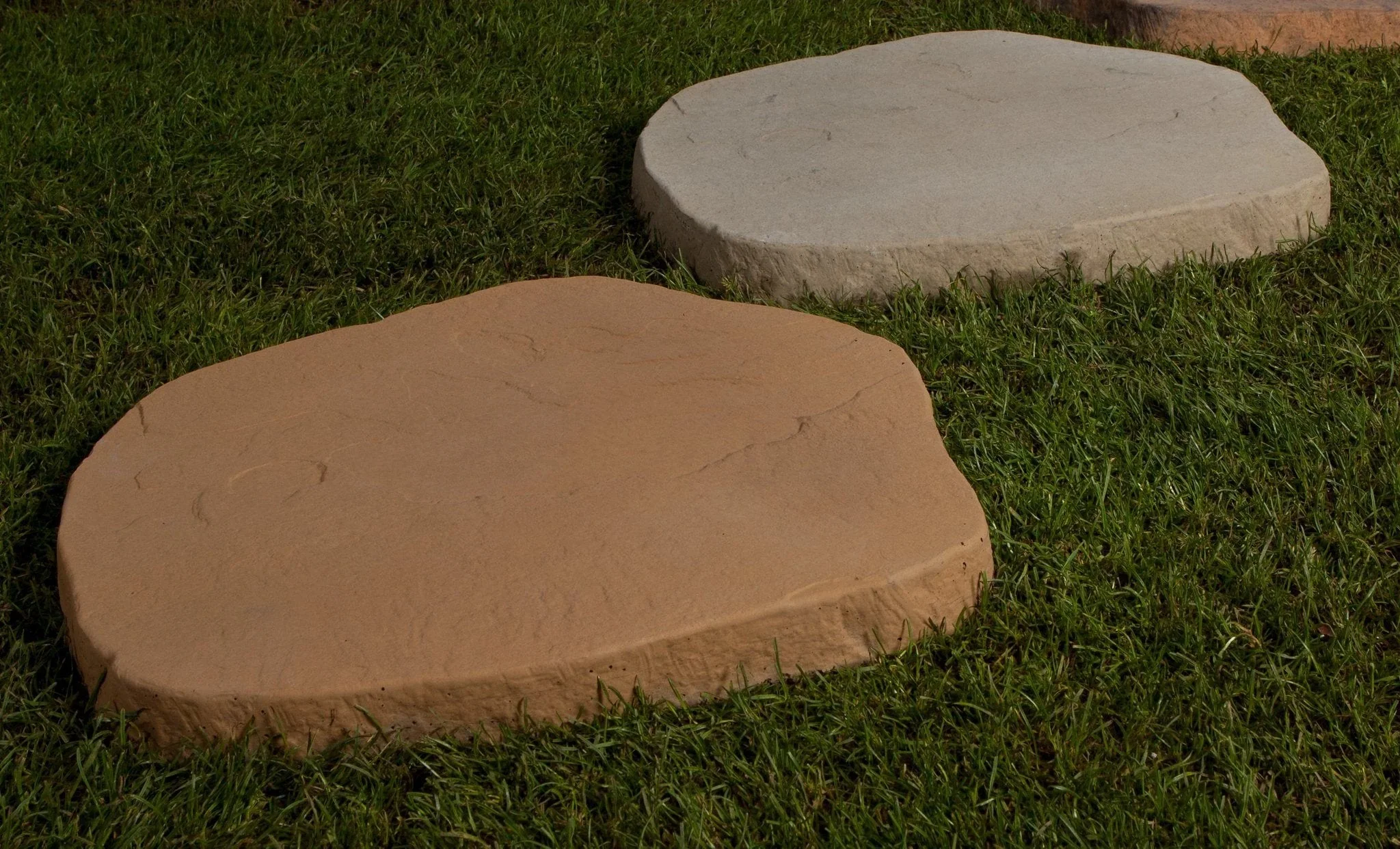 Chapter Irregular Garden Stepping Stone 500mm - Barley - Pack of 25 - Image 2