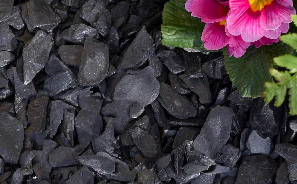 Dark Slate Chippings 20mm - 25/50 20kg Bags - Image 2