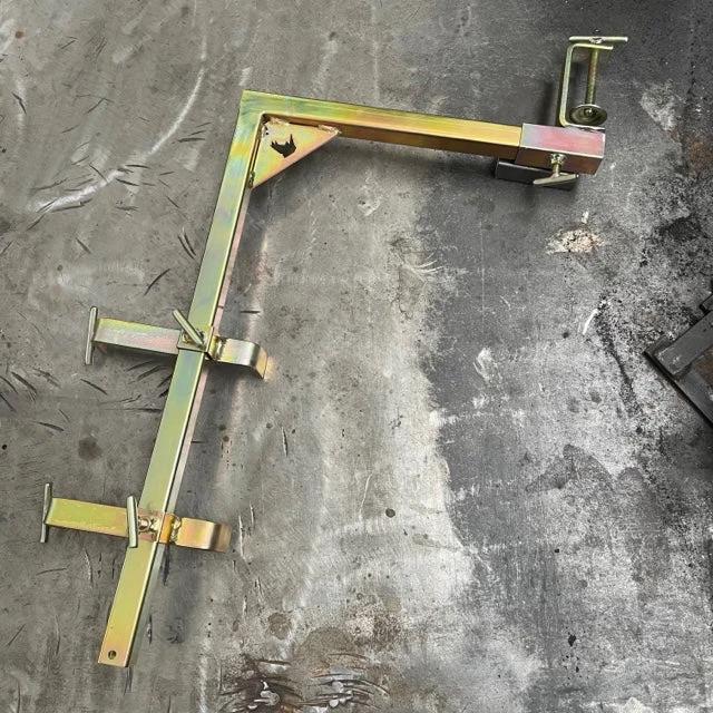 Gallows Bracket with Block and Bricklayer Profile Clamps - Image 7