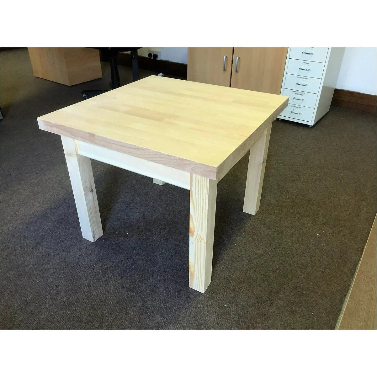Planed Softwood Timber 25x225mm (1 x 9 inch) finished size 19x219mm - Image 5