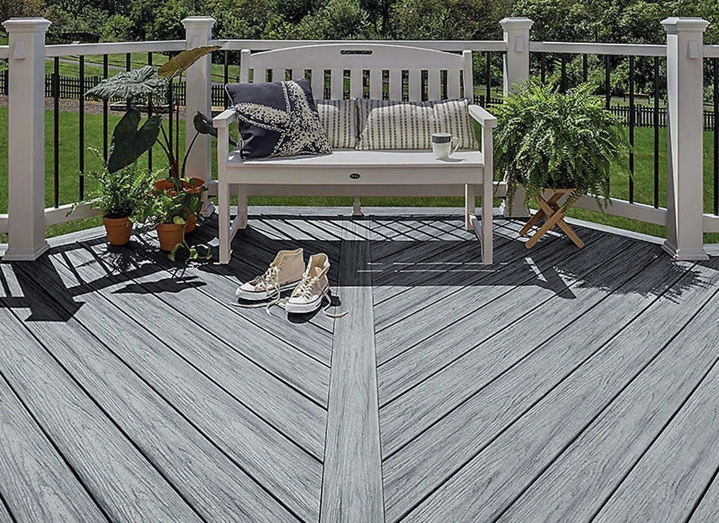 Trex Decking Board Composite Solid 25mmx140mm Gravel Path 3660mm - Image 3