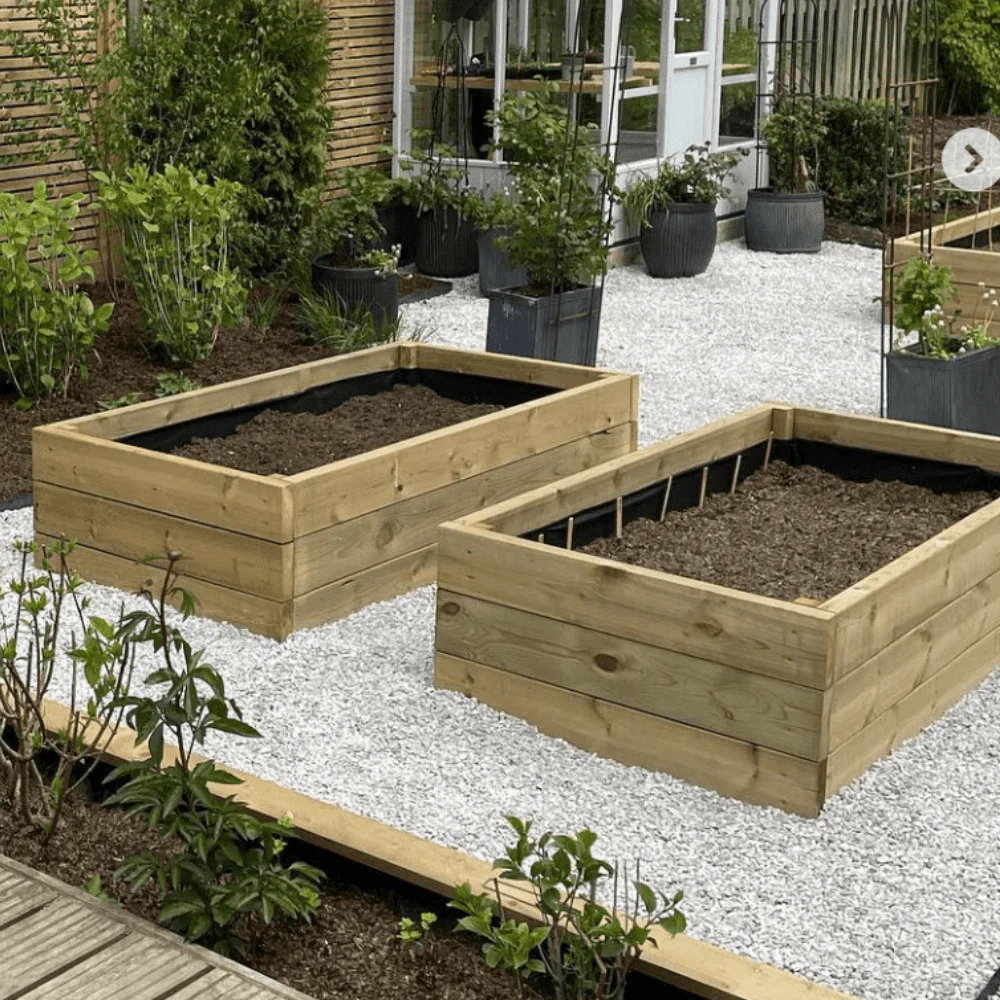 White Grey Limestone Gravel Chippings - Image 2